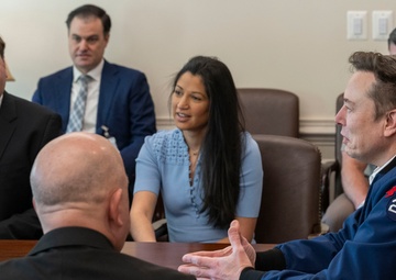 SD Hegseth Hosts Elon Musk at Pentagon