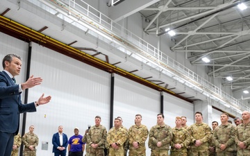 SD Meets with Mississippi National Guard Troops, Tours General Atomics