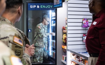 Fort Knox Garrison, AAFES officials unveil installation’s sixth ‘mini market’