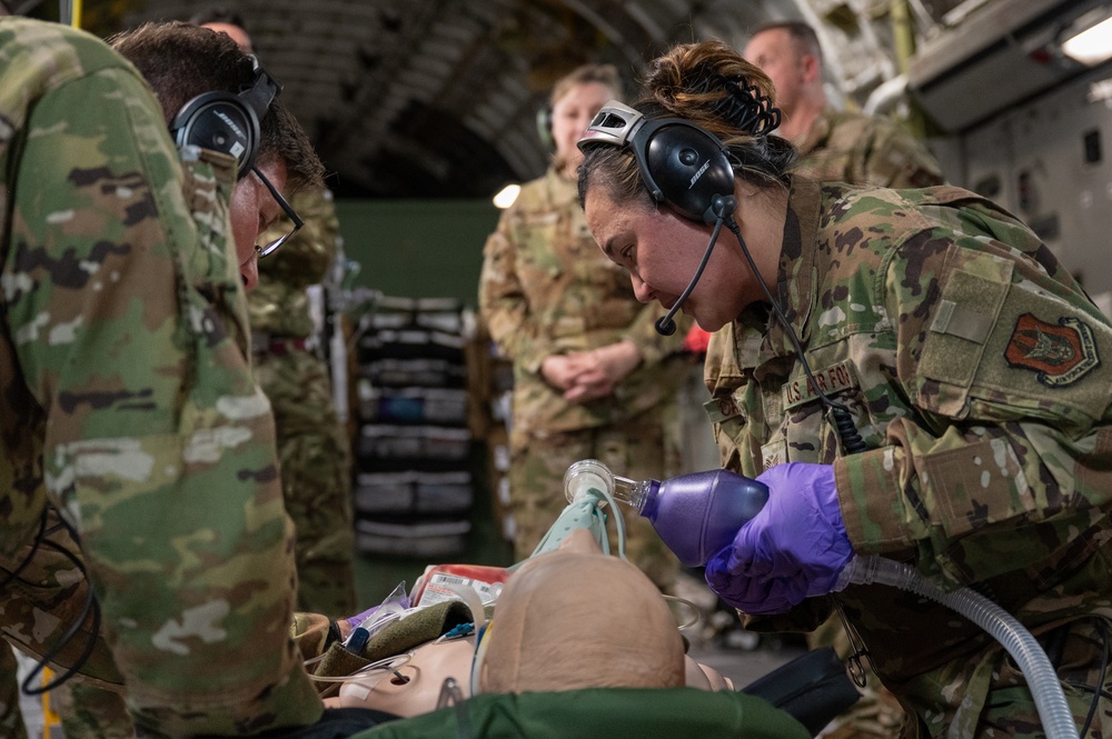 U.S. Air Force Reserve, Royal Auxiliary Air Force Leaders deepen ties in bilateral engagement