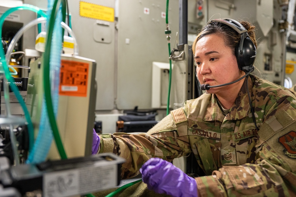 U.S. Air Force Reserve, Royal Auxiliary Air Force Leaders deepen ties in bilateral engagement