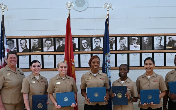 Command Awards at NMRTU Parris Island