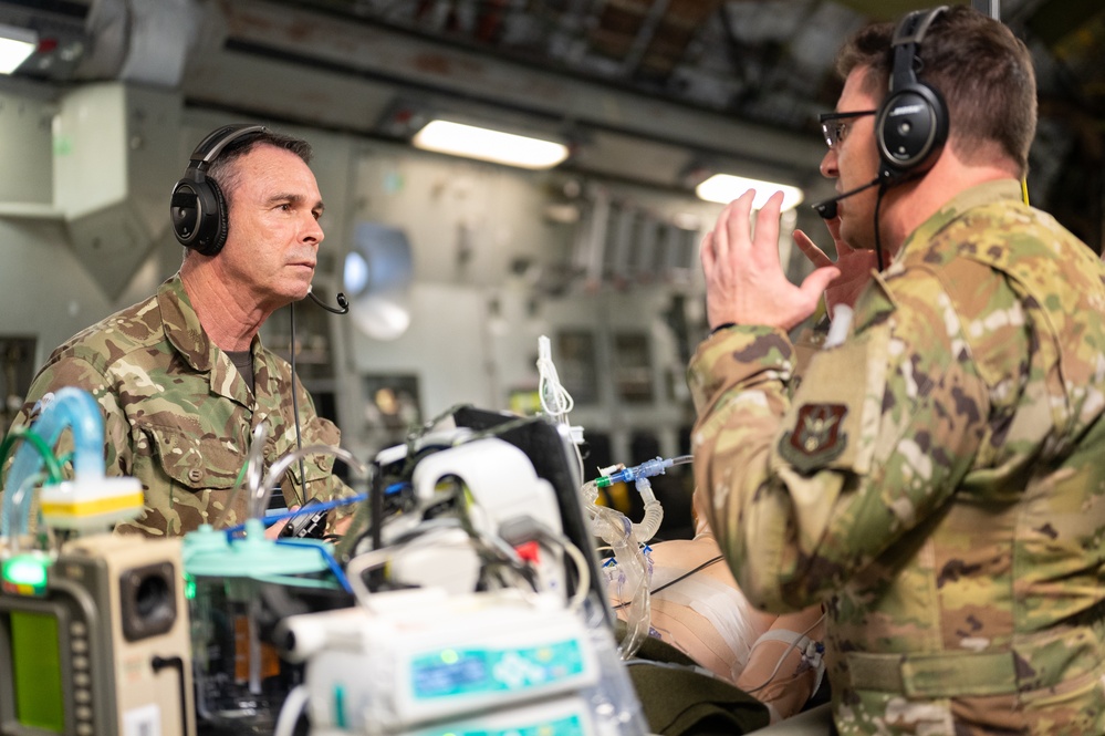 U.S. Air Force Reserve, Royal Auxiliary Air Force Leaders deepen ties in bilateral engagement