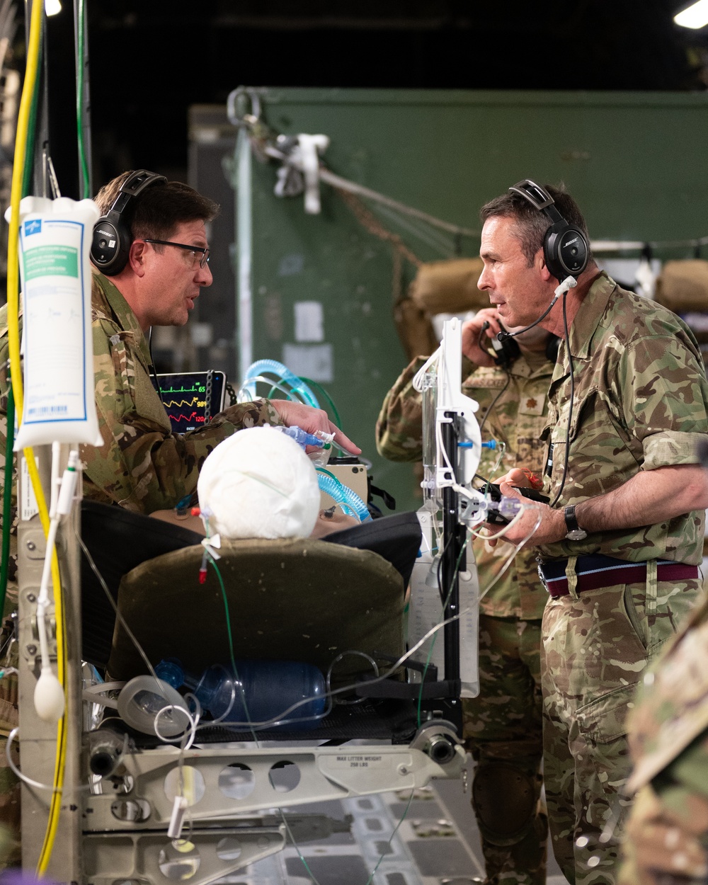 U.S. Air Force Reserve, Royal Auxiliary Air Force Leaders deepen ties in bilateral engagement