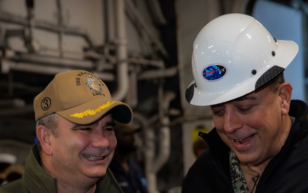 Kearsarge Hosts CNRMC Leadership