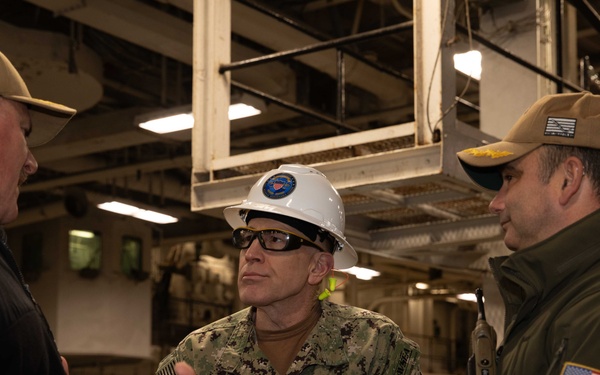 Kearsarge Hosts CNRMC Leadership