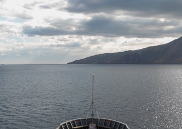 Emory S. Land departs Subic Bay, Philippines