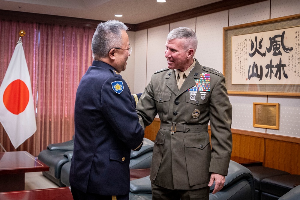 DVIDS - Images - Commandant, Gen. Eric M. Smith, Visits National ...