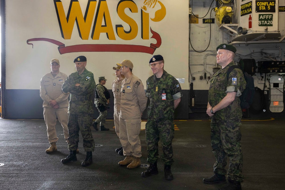 Surgeon General of the Finnish Defence Forces Visits USS Wasp (LHD 1)