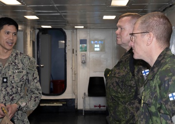 Surgeon General of the Finnish Defence Forces Visits USS Wasp (LHD 1)