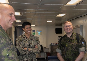 Surgeon General of the Finnish Defence Forces Visit USS Wasp (LHD 1)