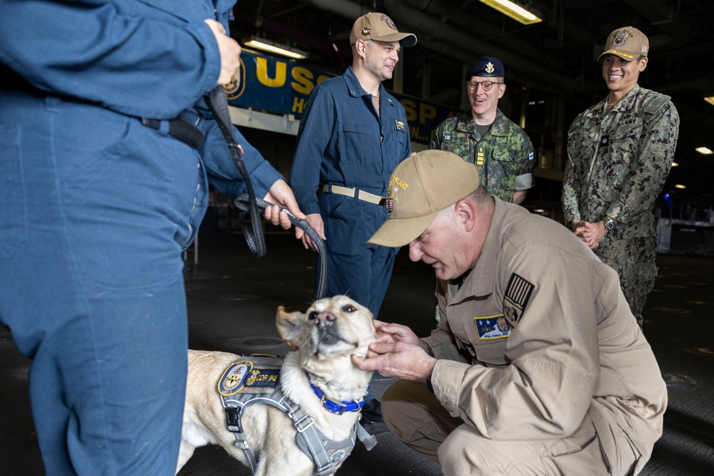 Surgeon General of the Finnish Defence Forces Visits USS Wasp (LHD 1)