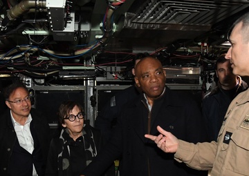 Council on Foreign Relations  visit to Submarine Capital of the World