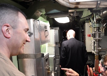 Council on Foreign Relations  visit to Submarine Capital of the World