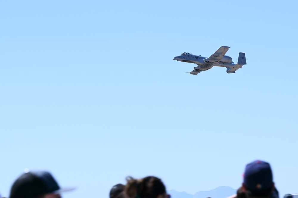Thunder and Lightning Over Arizona Air Show 2025 Day One