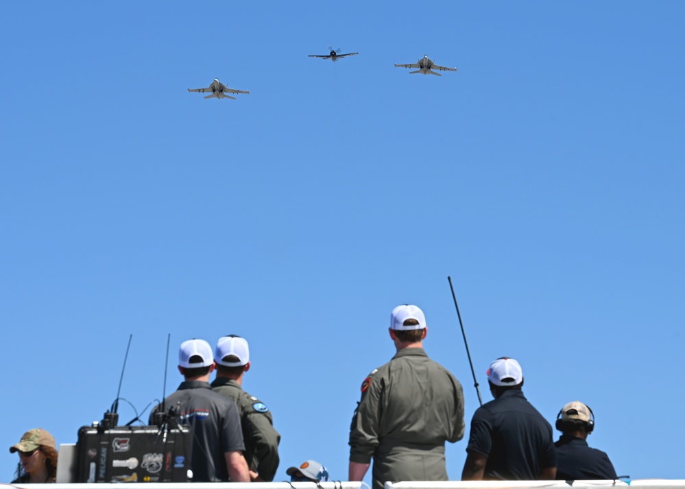 Airpower at DM’s Air Show 2025