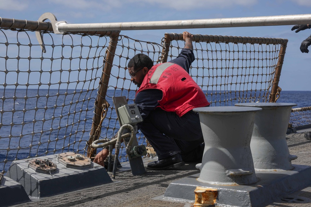 Truxtun Conducts Flight Quarters