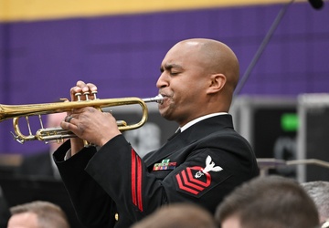 U.S. Navy Band performs in Brooksville on National Tour