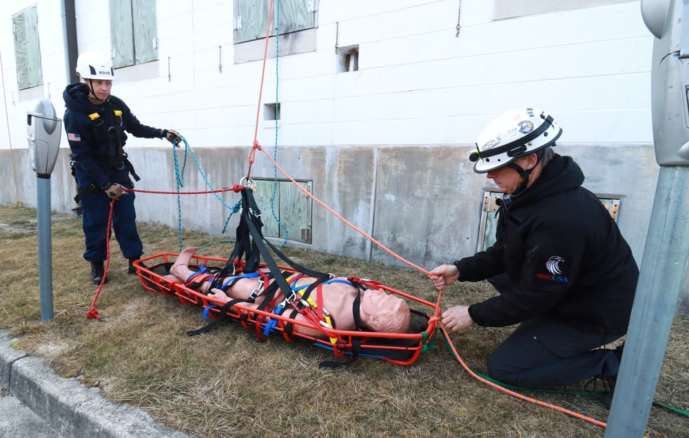 JB MDL - USCG ATLANTIC STRIKE TEAM RESCUE TRAINING