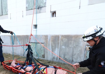 JB MDL - USCG ATLANTIC STRIKE TEAM RESCUE TRAINING