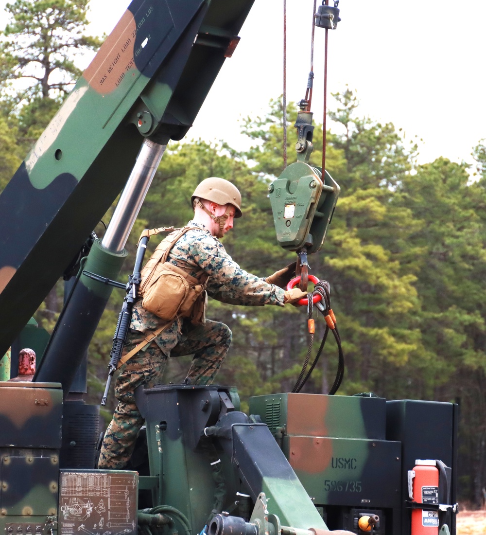 JB MDL - USMC CALEX, MWSS 472 OPS, AIRCRAFT RECOVERY