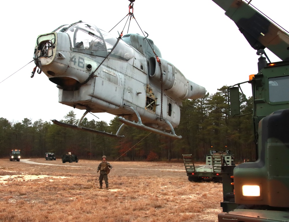 JB MDL - USMC CALEX, MWSS 472 OPS, AIRCRAFT RECOVERY