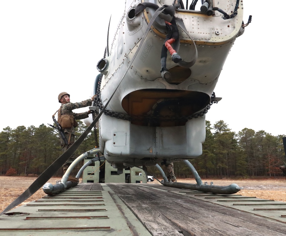 JB MDL - USMC CALEX, MWSS 472 OPS, AIRCRAFT RECOVERY