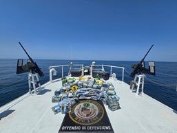 CMF’s Combined Task Force 150 and U.S. Coast Guard Integration Key in Recent Drug Seizure