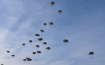 4-319th AFAR, 173rd AB airborne operation