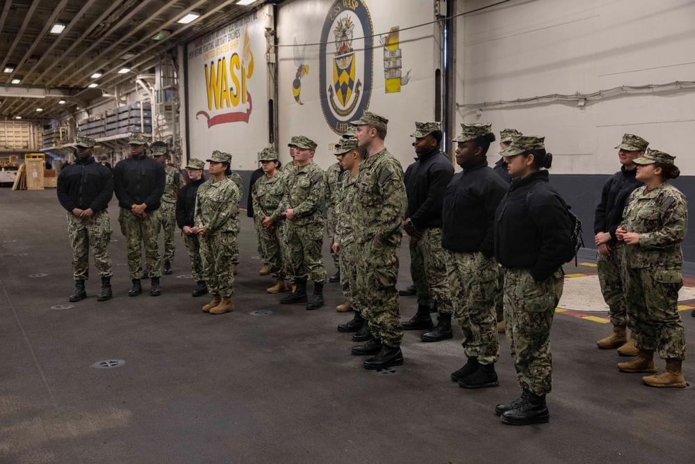 Medical Students Tour Wasp