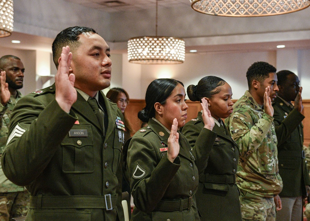 U.S. Citizenship Naturalization Oath Ceremony
