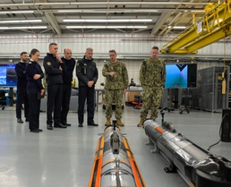 Unmanned Undersea Vehicle Group 1 Commodore Hosts French Navy Rear Adm. Cedric Chetaille