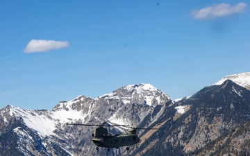 U.S. Army Chinook pilots conduct high altitude training in the German Alps