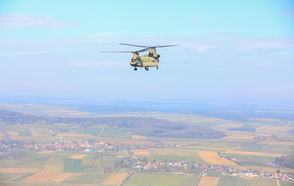 U.S. Army Chinook pilots conduct high altitude training in the German Alps