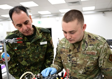 31st OSS conducts training with Bulgarian Air Force personnel