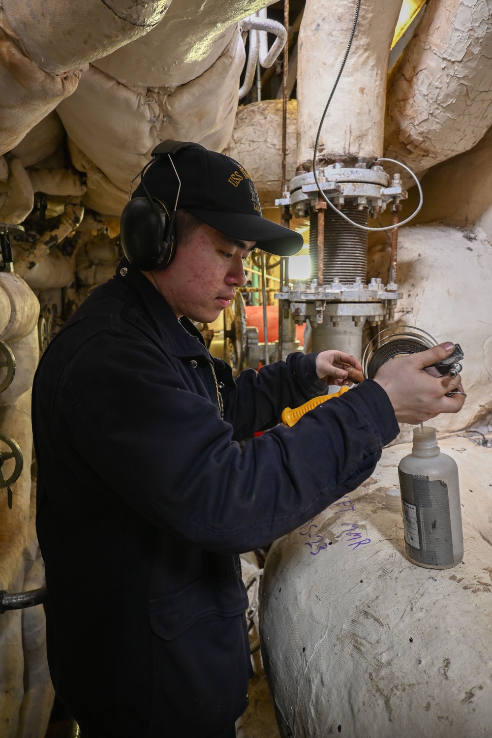 USS Iwo Jima (LHD 7) Boiler Room Operations