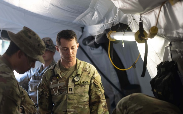 Operation Southern Guard- U.S. Service members conduct medical evacuation training