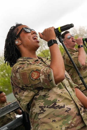 Kid Ink performs for MCAS Iwakuni service members (Radio)
