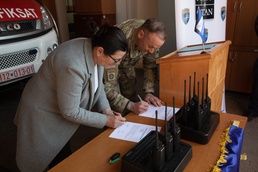 NATO-led KFOR 34 soldiers make donation to Kosovo fire department