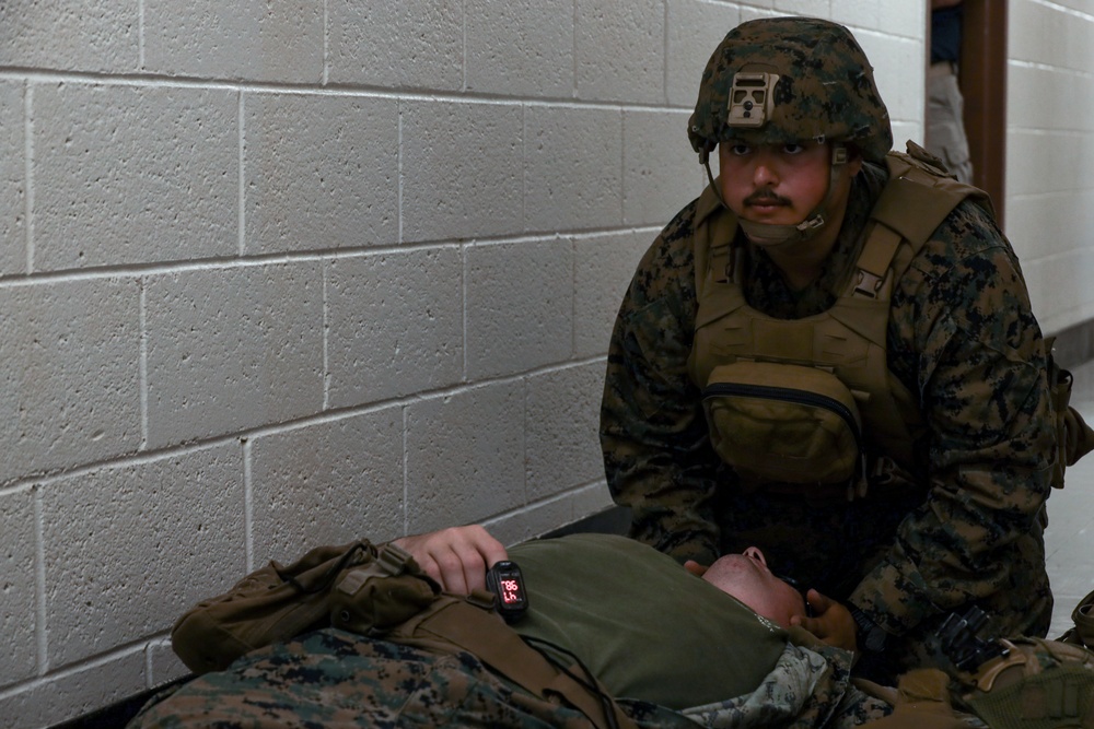 Operation Southern Guard- U.S. Service Members Conduct Simulated Medical Evacuation Training