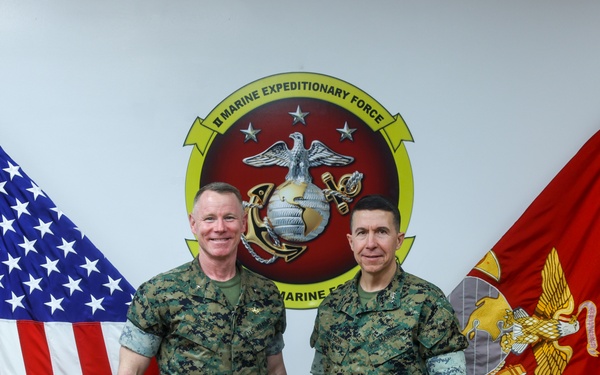 Lt. Gen Benjamin T. Watson meets with II MEF Deputy Commanding General