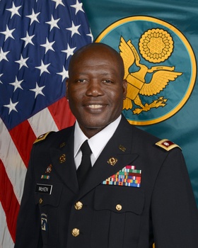 Commander