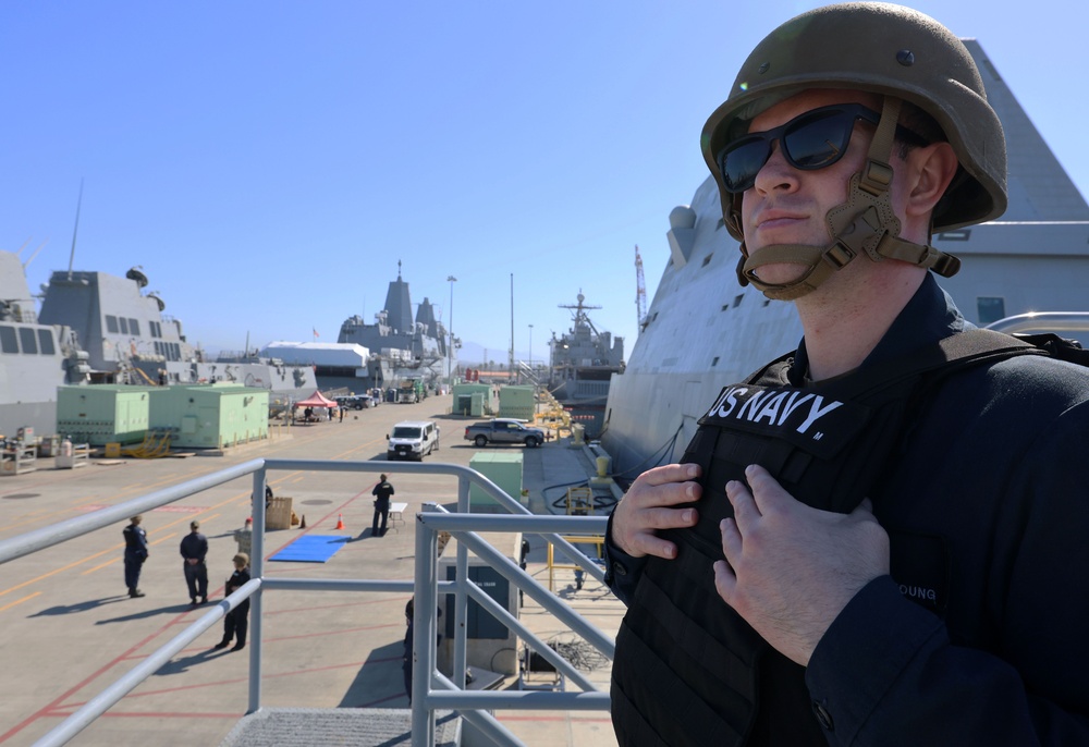USS Michael Monsoor Conducts ATTT Drill