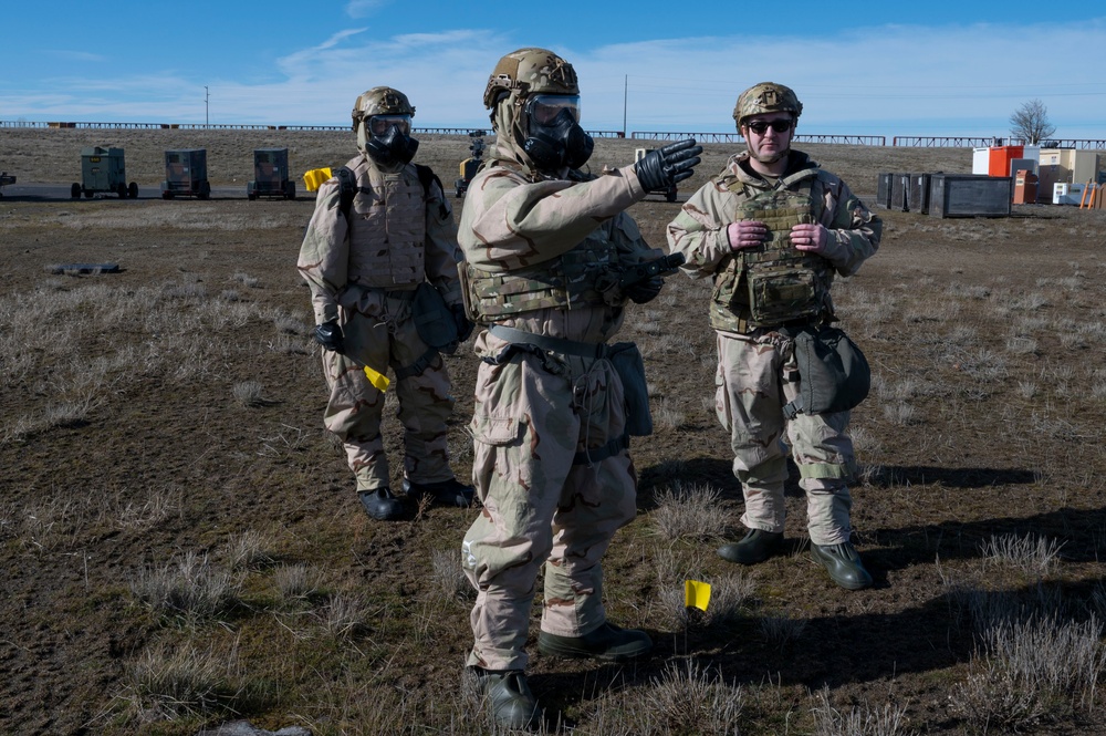 Emergency management specialists conduct contamination control area training