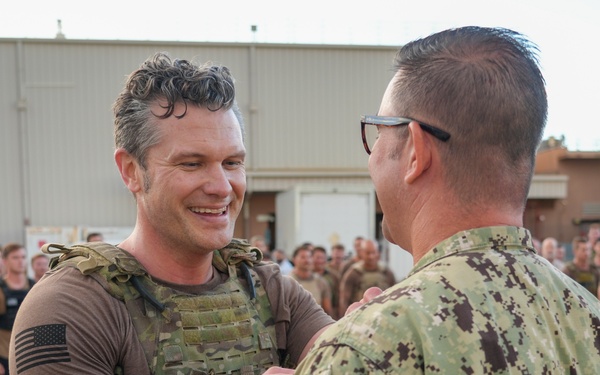 SECDEF meets with NSW Sailors