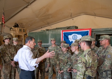 Senator John Barrasso Thanks Wyoming National Guard Soldiers for Their Dedication and Service at Al-Tanf Garrison, Syria