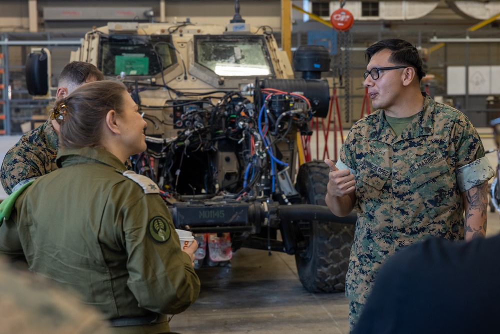 2nd Maintenance Battalion Hosts Israeli Defense Forces