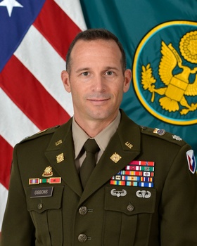 Commander