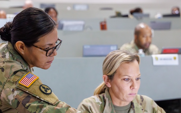 US Army Reserve Soldiers Training at the AOS On-Site Workshop