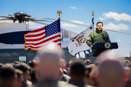 50th US VP visits Marines, tours MCB Quantico